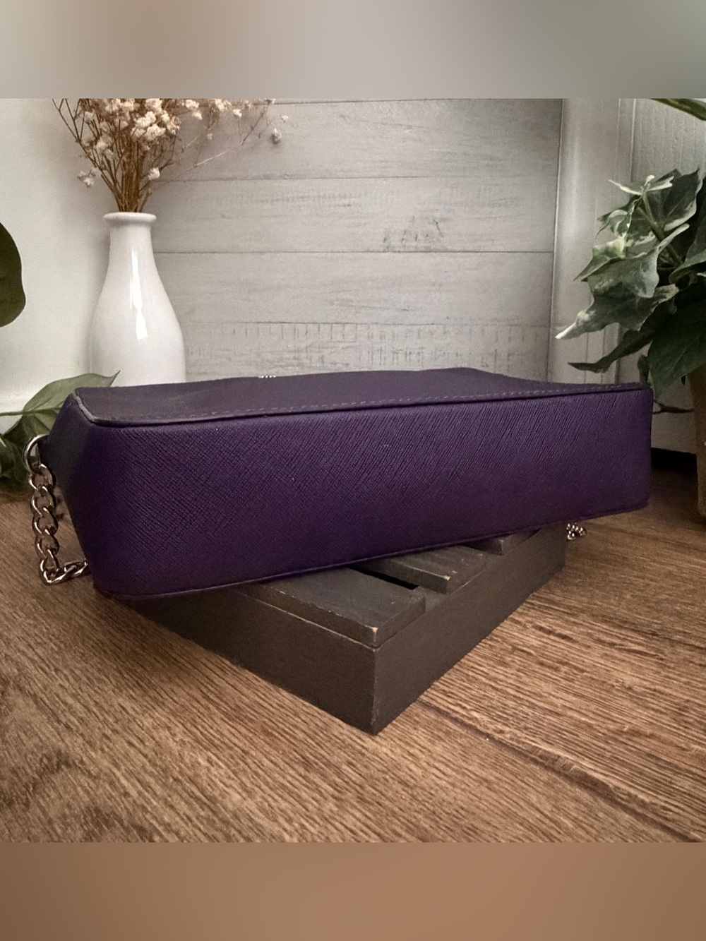 Michael Kors Jet Set Purple Saffiano Leather Crossbody Bag w/Teddy Bear Keychain - Picture 7 of 12